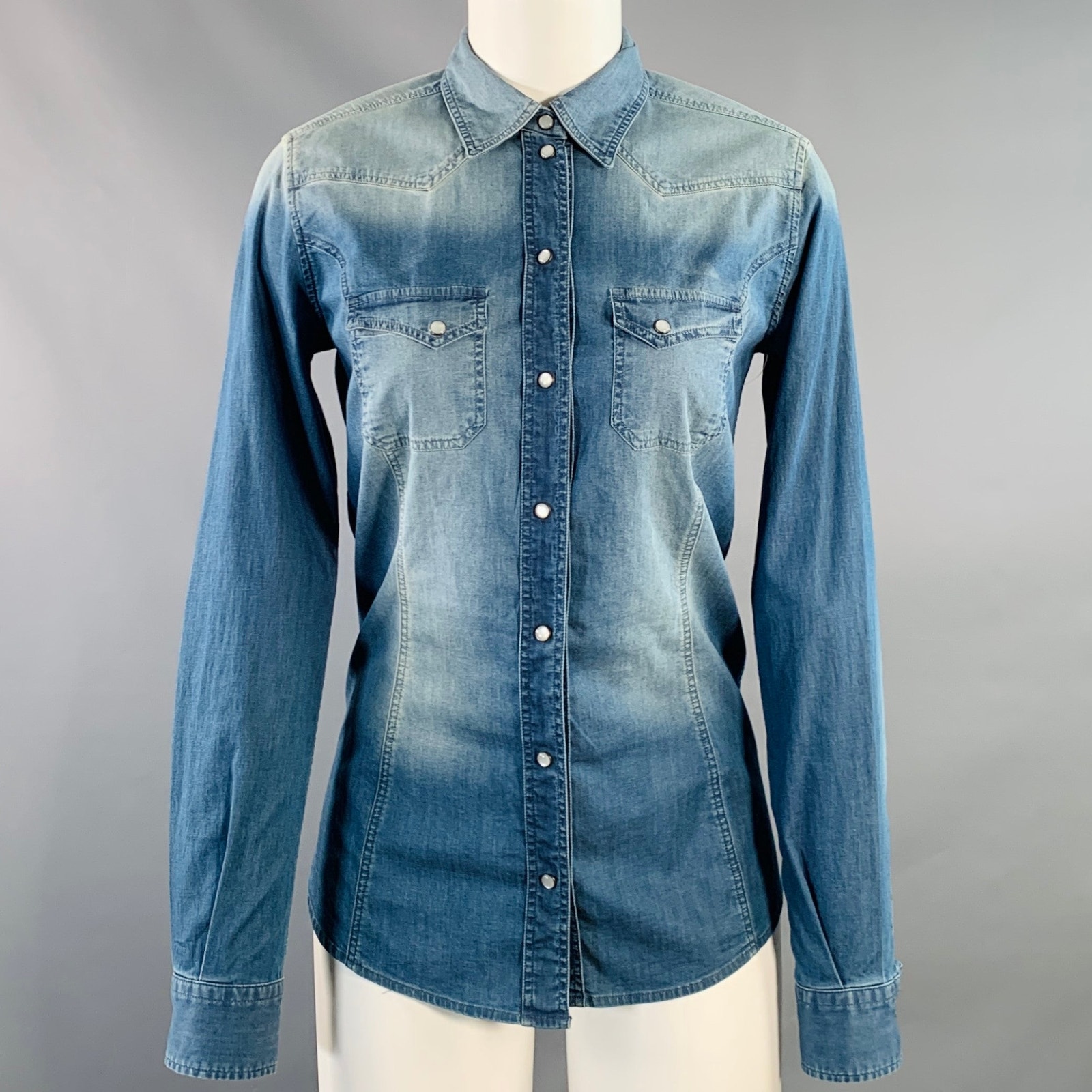 Dolce & Gabbana Size 4 Blue Chambray Washed Snaps Western Shirt
